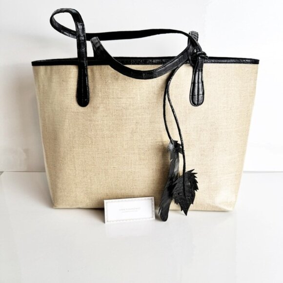 Nancy Gonzalez Medium Erica Linen & Crocodile Trim Tote - Picture 2 of 11